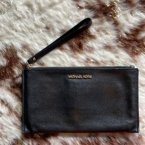 Michael Kors Black wristlet purse clutch